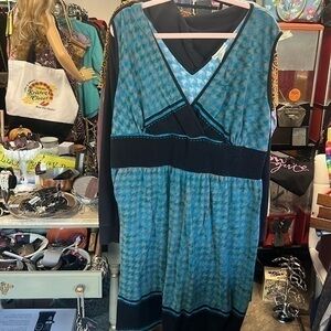 Blue plate 2X blue black gray very forgiving dress